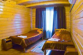Гостиница Барская усадьба Отель Каменномостский Двухместный номер с 2 отдельными кроватями-47